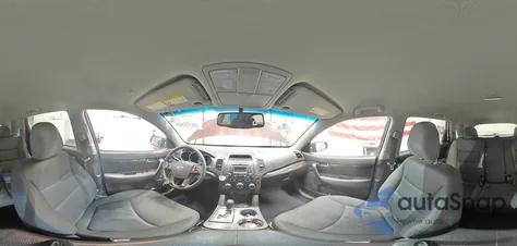 2012 Kia Sorento Base z USA, uszkodzony, nr VIN 5XYKTDA68CG276953